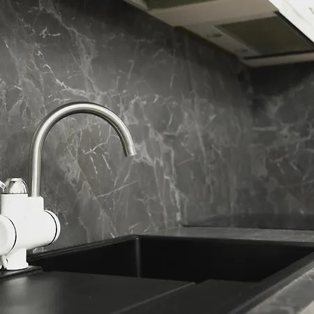 Sea View - The Apartment