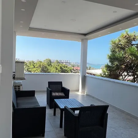Sea View - The Apartment *